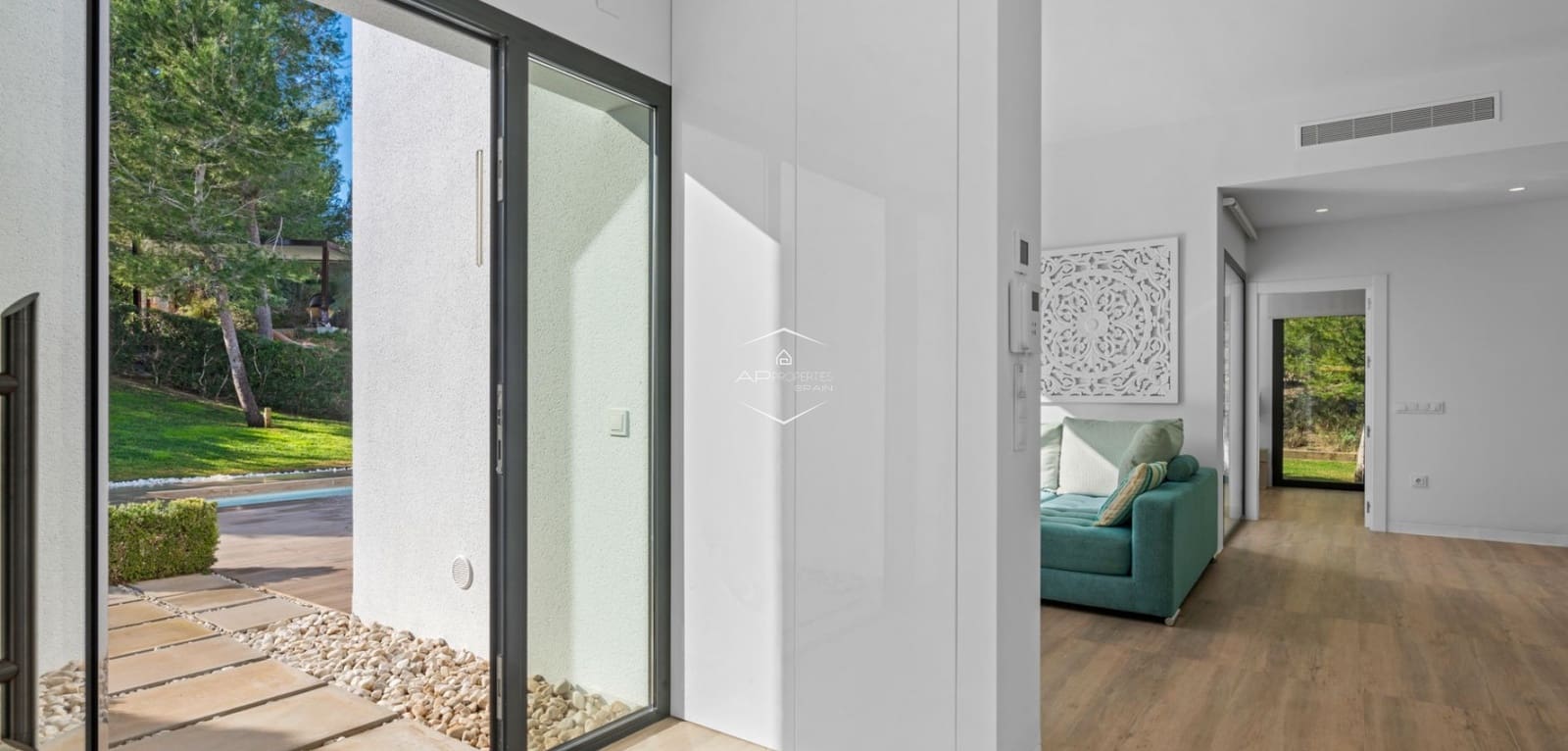 3 bedroom Villa for sale in Las Colinas Golf with pool - € 819,000 (Ref: 9289973)