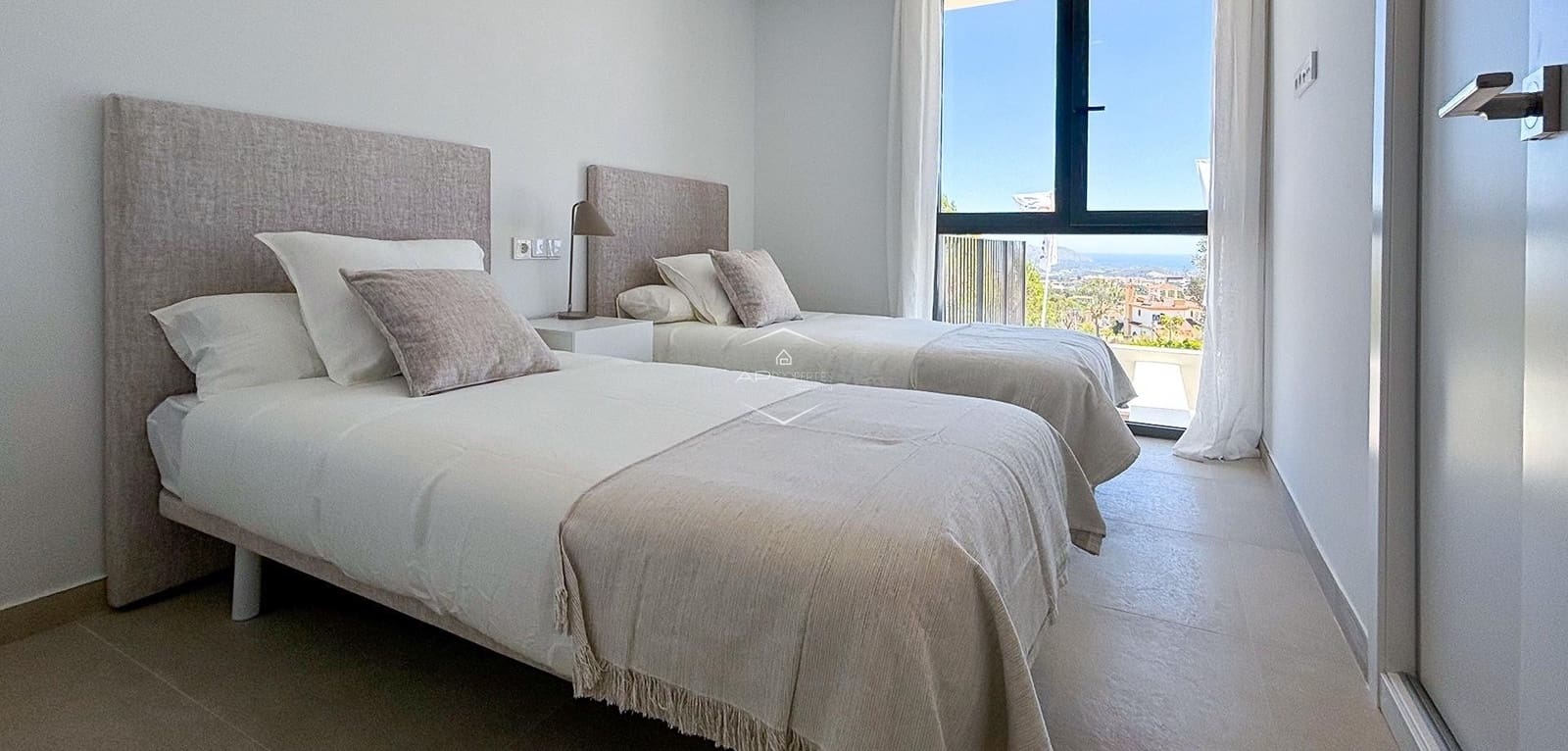 3 Zimmer Villa zu verkaufen in Polop mit Pool - 585.400 € (Ref: 9290910)