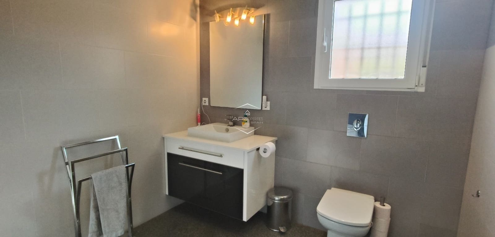 3 bedroom Villa for sale in La Romana with pool - € 299,000 (Ref: 9300414)