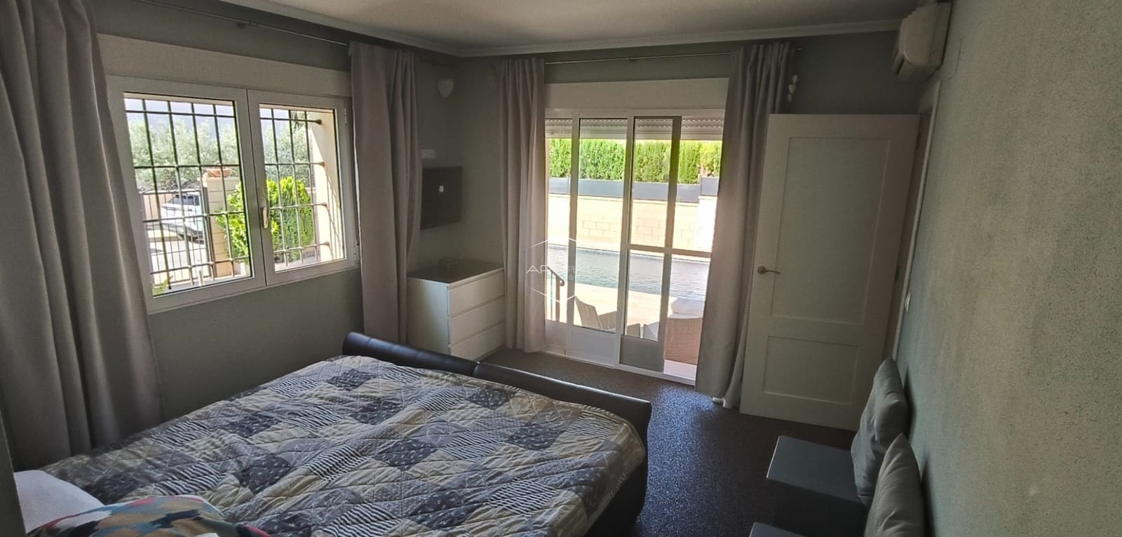 3 bedroom Villa for sale in La Romana with pool - € 299,000 (Ref: 9300414)