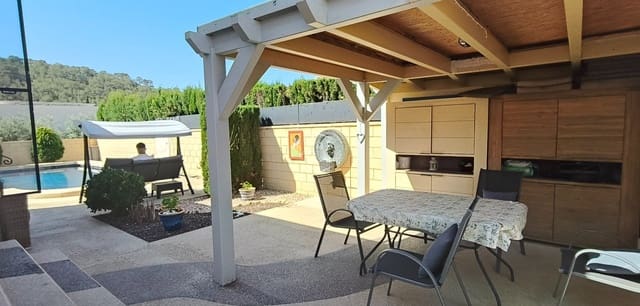 Chalet de 3 habitaciones en La Romana en venta con piscina - 299.000 € (Ref: 9300414)