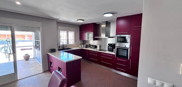 Chalet de 3 habitaciones en La Romana en venta con piscina - 299.000 € (Ref: 9300414)