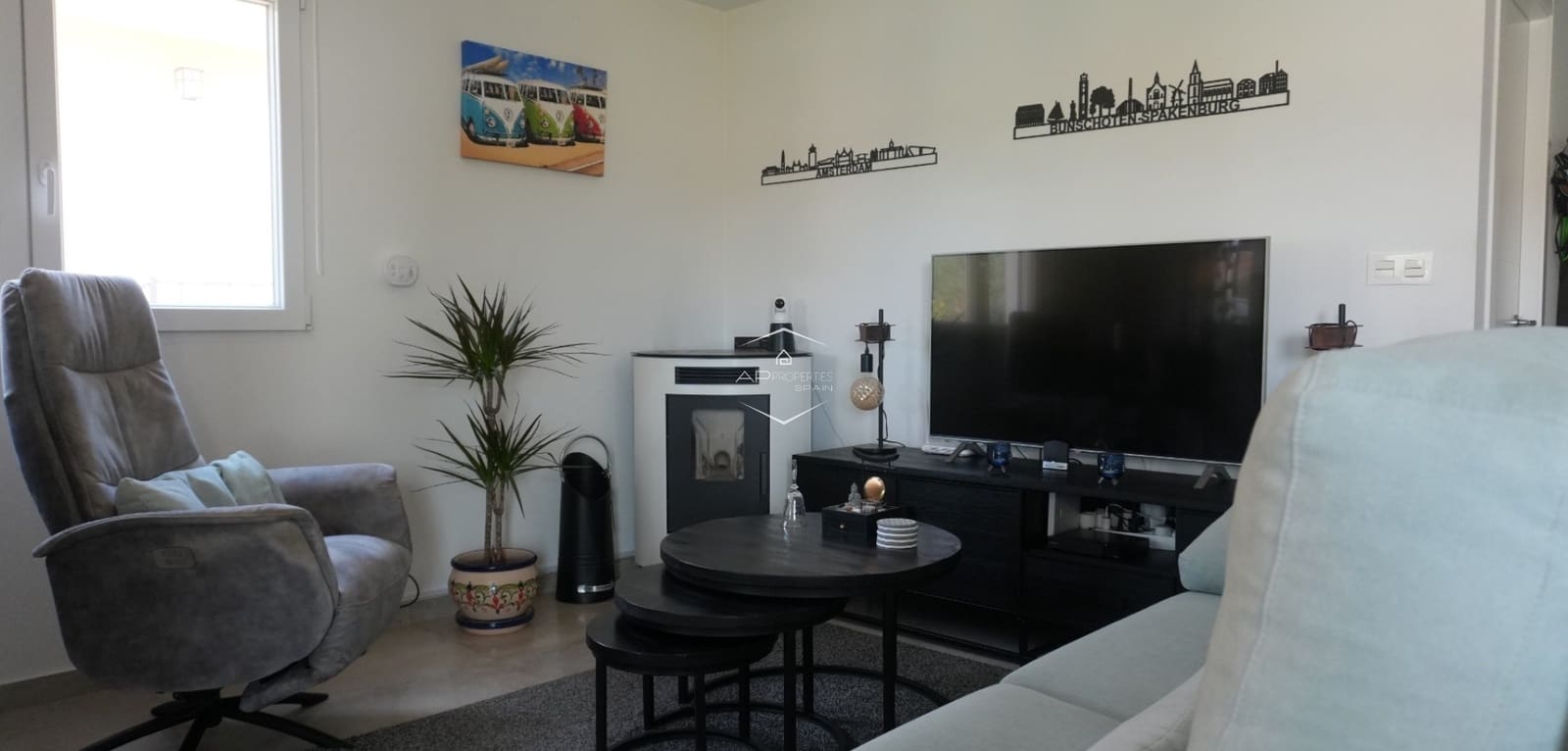 2 soveværelse Byhus til salg i La Romana med swimmingpool - € 249.000 (Ref: 9363544)