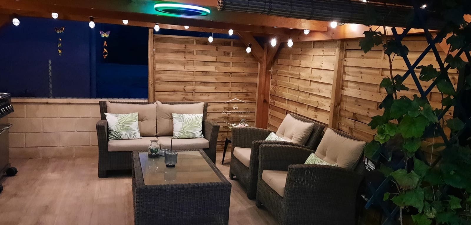 2 soveværelse Byhus til salg i La Romana med swimmingpool - € 249.000 (Ref: 9363544)