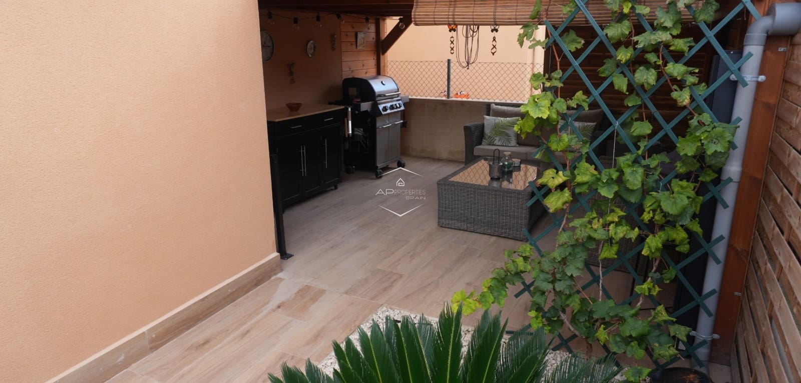 2 bedroom Townhouse for sale in La Romana with pool - € 246,000 (Ref: 9363544)