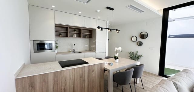 3 Zimmer Villa zu verkaufen in Torre de la Horadada, Pilar de la Horadada mit Pool - 599.900 € (Ref: 9471105)