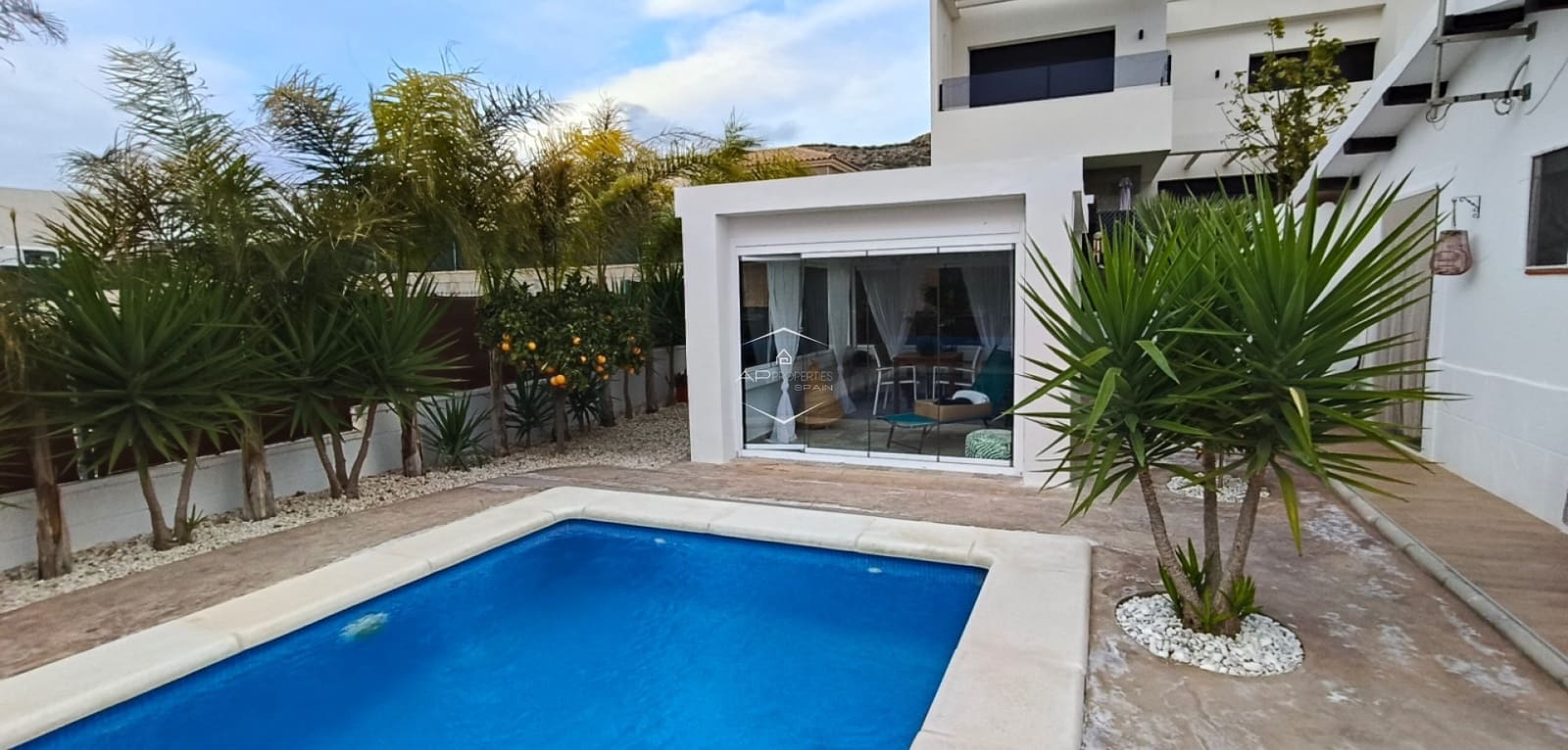 2 bedroom Villa for sale in Aspe with pool - € 239,900 (Ref: 9474604)