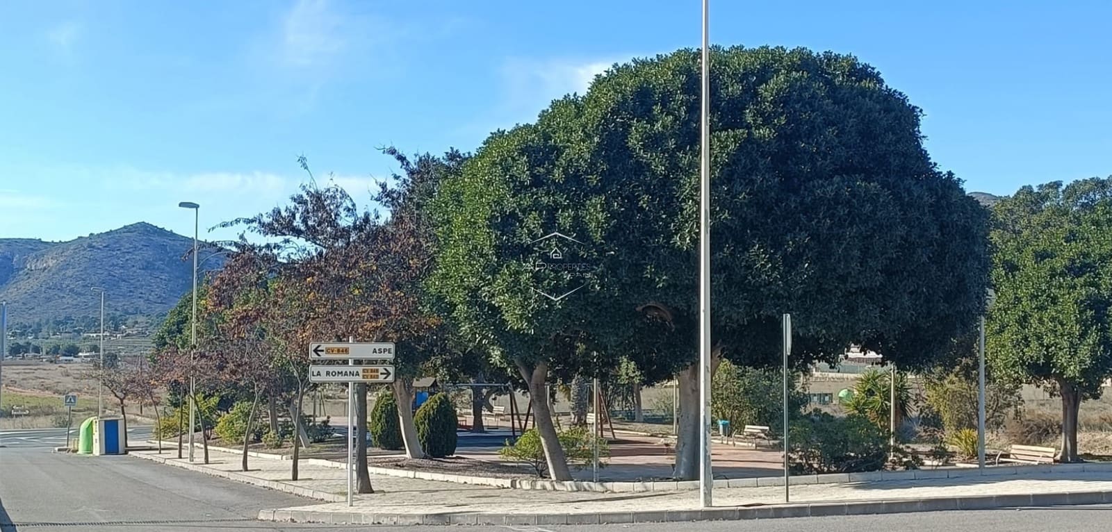 2 bedroom Villa for sale in Aspe with pool - € 239,900 (Ref: 9474604)