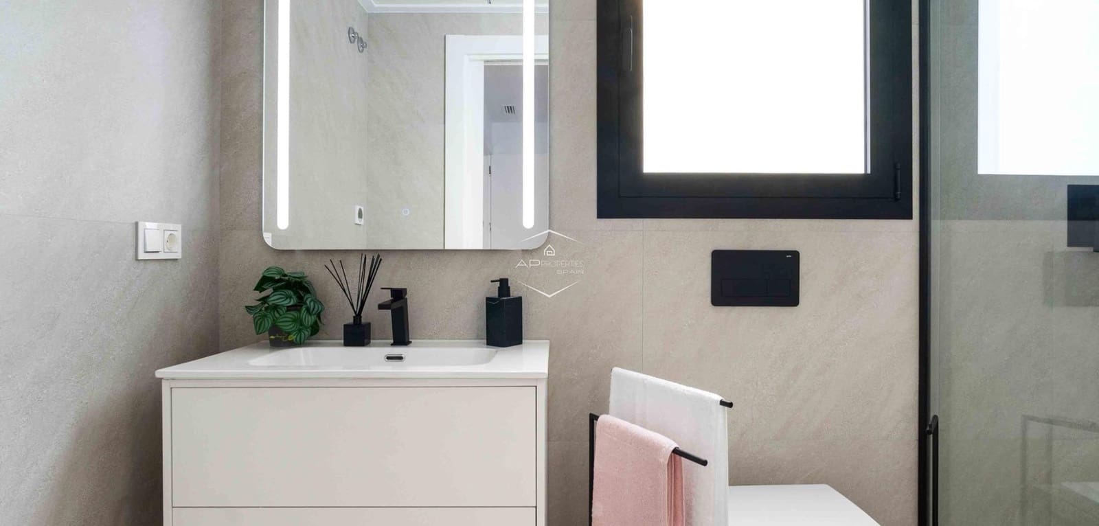 3 slaapkamer Villa te koop in Rojales met zwembad - € 567.000 (Ref: 9479005)