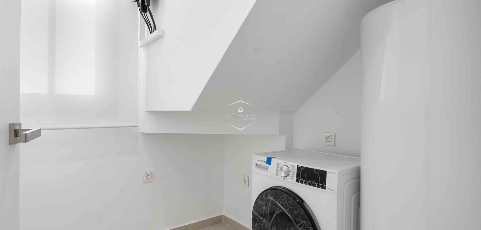 3 slaapkamer Villa te koop in Rojales met zwembad - € 567.000 (Ref: 9479005)