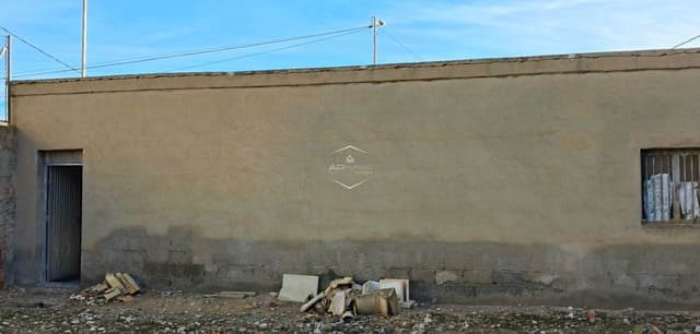 Commercieel te koop in La Romana - € 90.000 (Ref: 9618752)