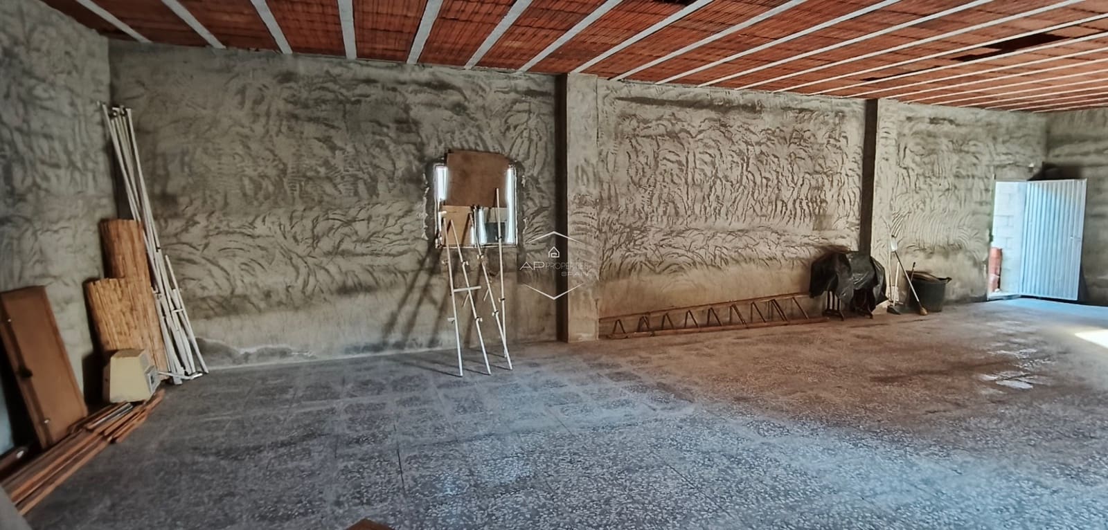 Commercieel te koop in La Romana - € 90.000 (Ref: 9618752)