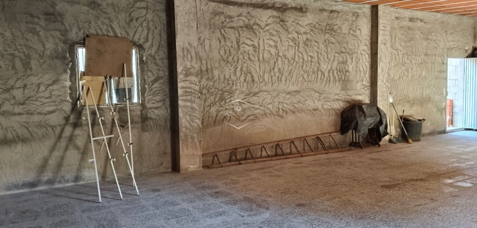 Commercieel te koop in La Romana - € 90.000 (Ref: 9618752)