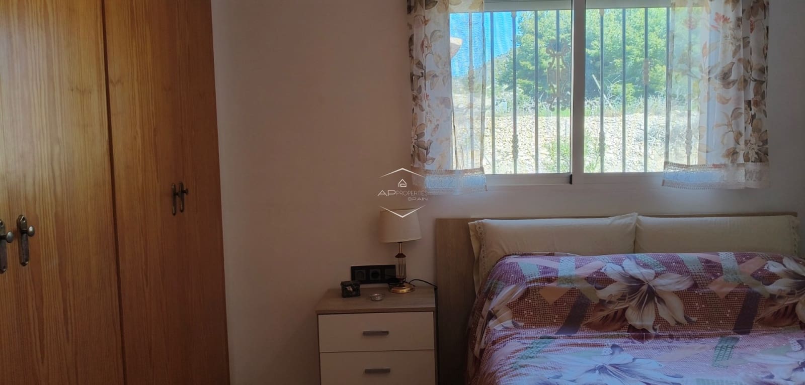 4 makuuhuone Maalaistalo myytävänä paikassa La Romana mukana uima-altaan 
autotalli - 398 000 € (Ref: 9720908)