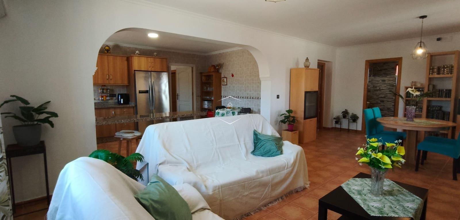 4 makuuhuone Maalaistalo myytävänä paikassa La Romana mukana uima-altaan 
autotalli - 398 000 € (Ref: 9720908)