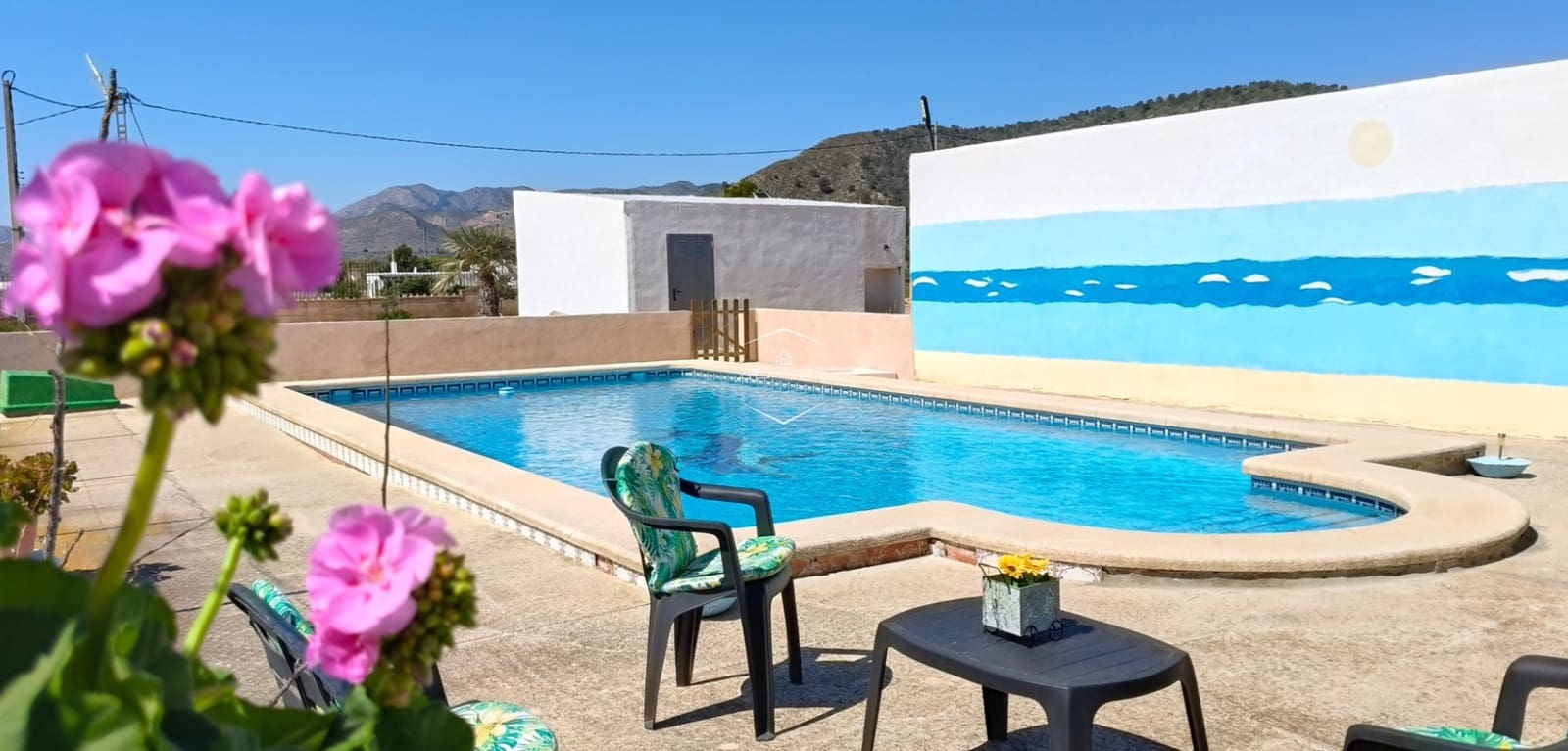 4 makuuhuone Maalaistalo myytävänä paikassa La Romana mukana uima-altaan 
autotalli - 398 000 € (Ref: 9720908)