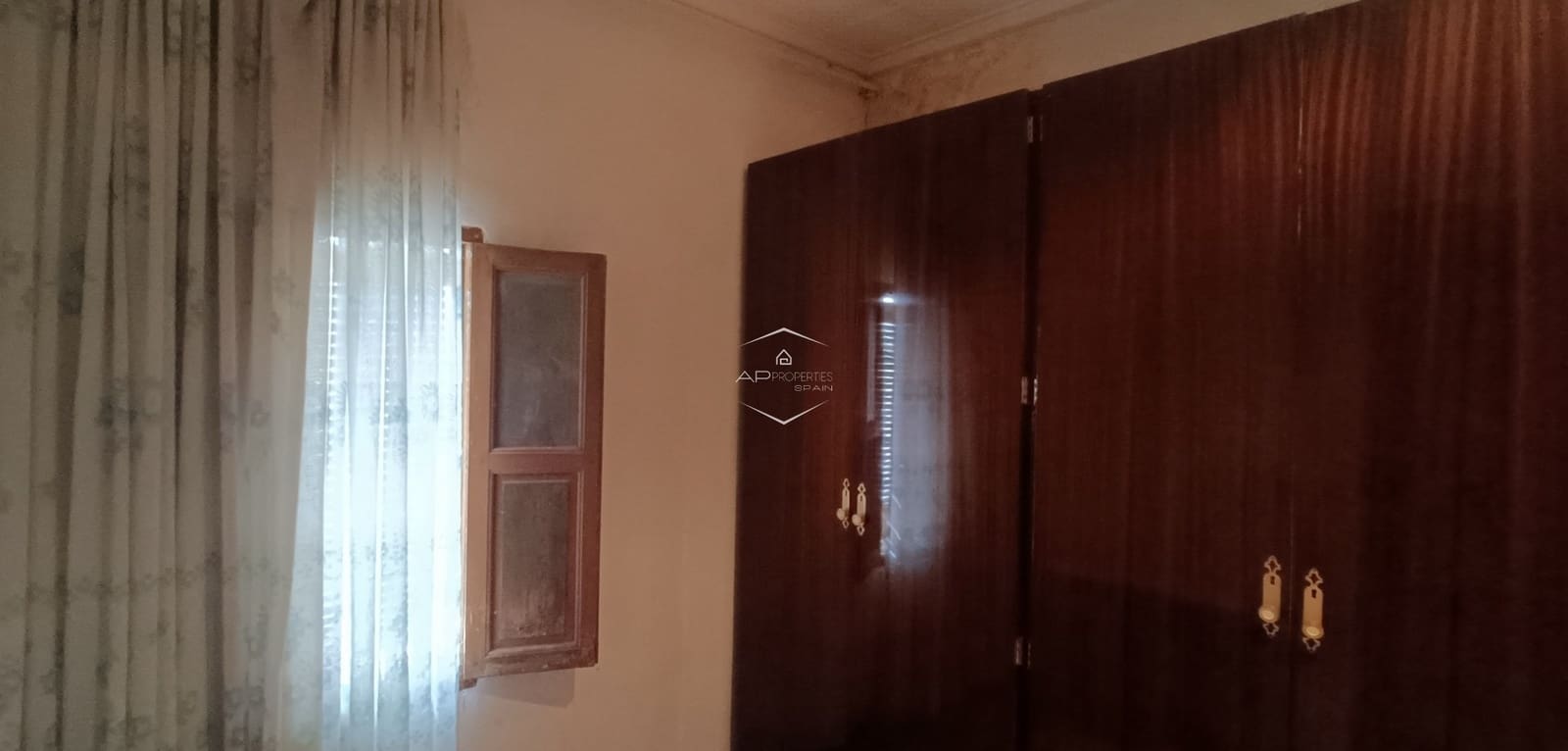 4 makuuhuone Maalaistalo myytävänä paikassa La Romana mukana uima-altaan 
autotalli - 230 000 € (Ref: 9751488)