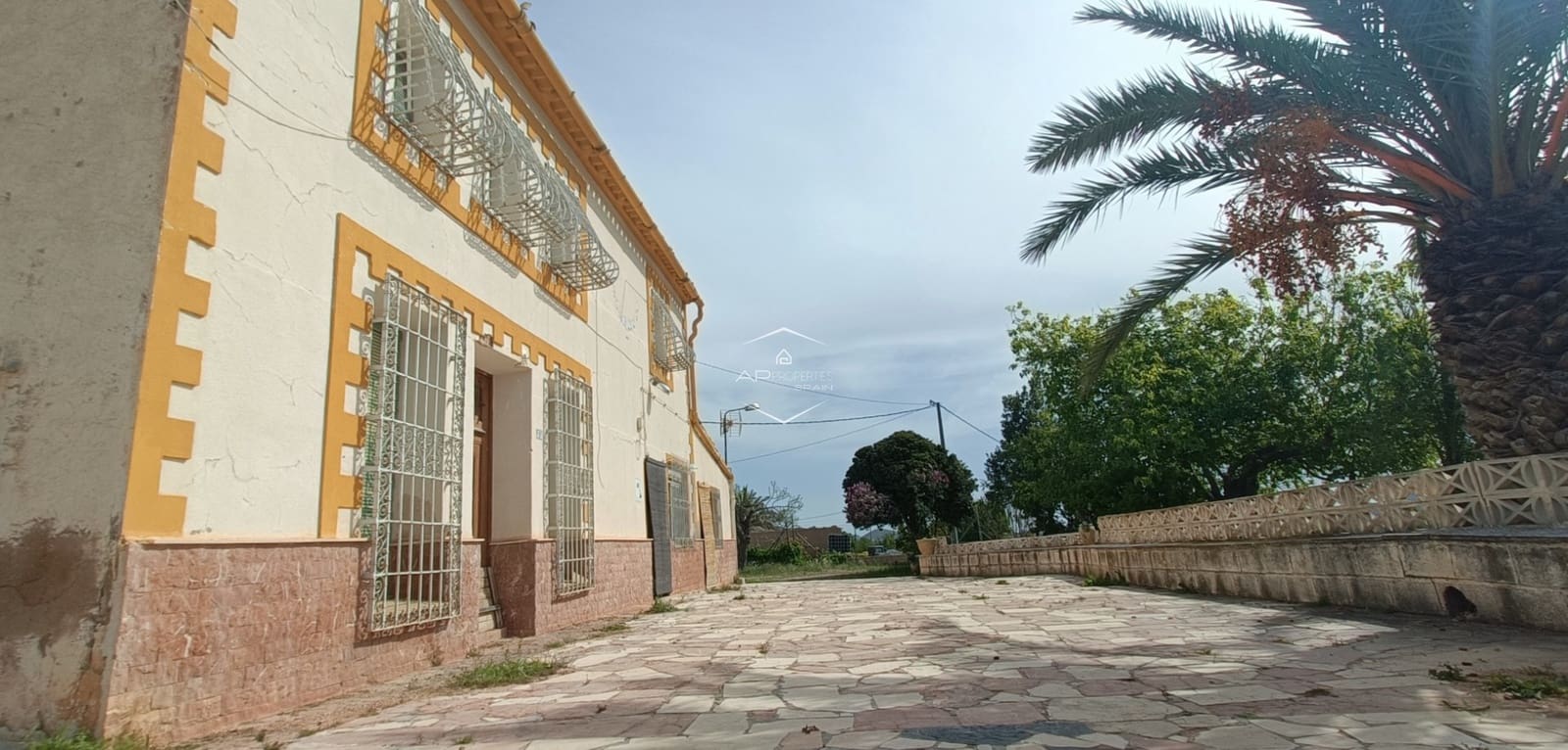 4 makuuhuone Maalaistalo myytävänä paikassa La Romana mukana uima-altaan 
autotalli - 230 000 € (Ref: 9751488)