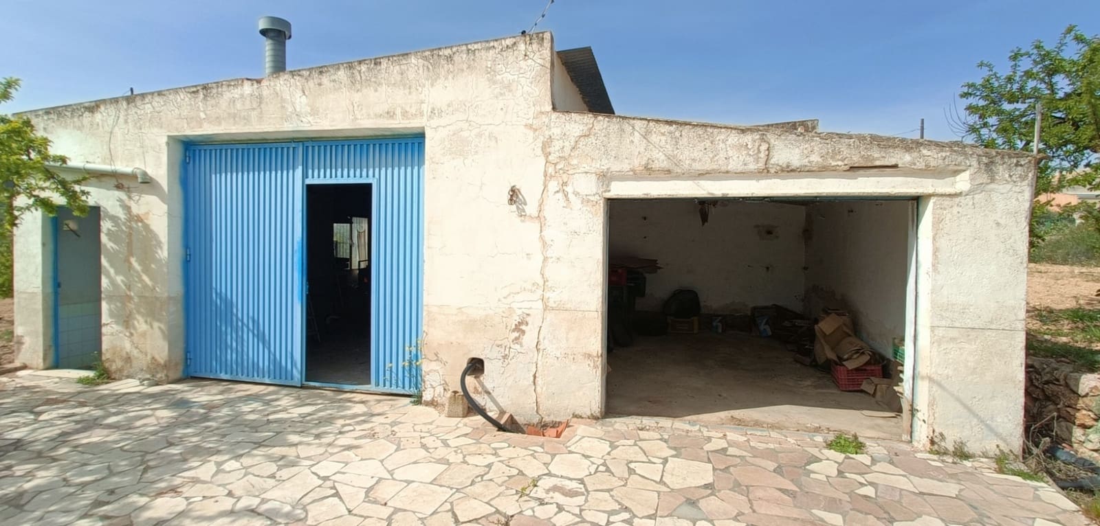 4 bedroom Finca/Country House for sale in La Romana with pool garage - € 230,000 (Ref: 9751488)