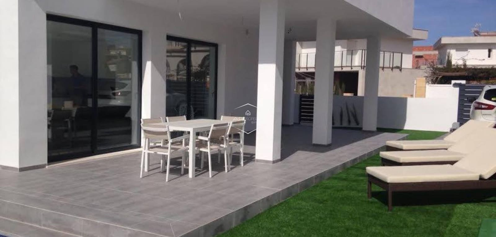 3 slaapkamer Villa te koop in La Romana met zwembad - € 379.900 (Ref: 9932714)
