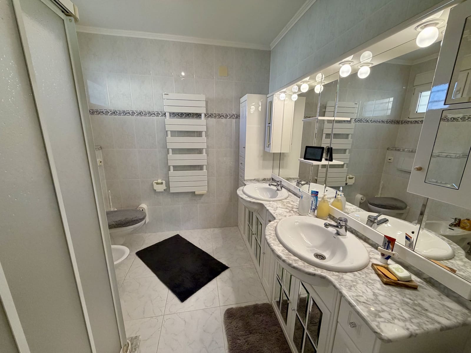 3 soverom Villa til salgs i La Nucia med svømmebasseng garasje - € 590 000 (Ref: 9733621)