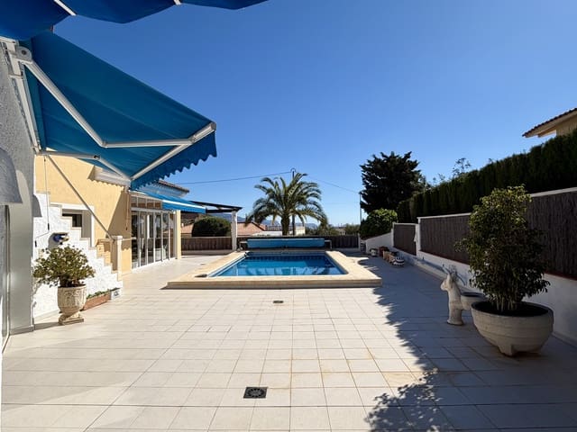 3 soverom Villa til salgs i Barranco Hondo - Varadero  , La Nucia med svømmebasseng garasje - € 590 000 (Ref: 9733621)