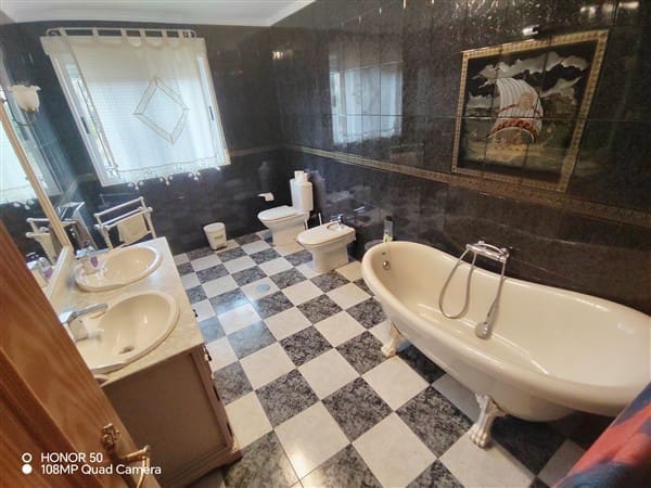 6 soverom Villa til salgs i Molvizar med garasje - € 380 000 (Ref: 10027672)