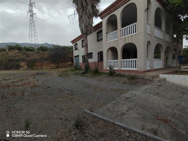 6 soverom Villa til salgs i Molvizar med garasje - € 380 000 (Ref: 10027672)
