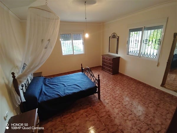 6 soverom Villa til salgs i Molvizar med garasje - € 380 000 (Ref: 10027672)