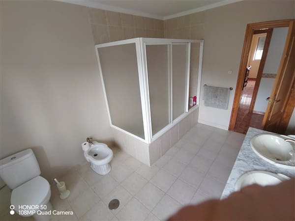 6 soverom Villa til salgs i Molvizar med garasje - € 380 000 (Ref: 10027672)