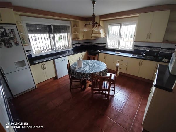 6 sypialnia Willa na sprzedaż w Molvízar z garażem - 380 000 € (Ref: 10027672)