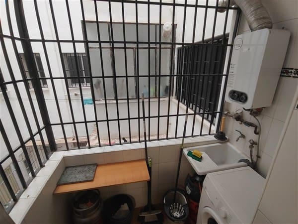 Apartamento de 3 habitaciones en Granada ciudad en venta - 292.000 € (Ref: 10027673)