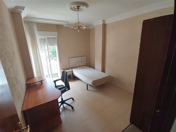 Apartamento de 3 habitaciones en Granada ciudad en venta - 292.000 € (Ref: 10027673)