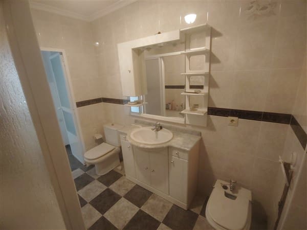 12 soveværelse Byhus til salg i Itrabo med garage - € 262.000 (Ref: 8292960)