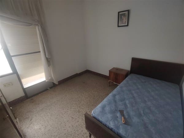 12 soveværelse Byhus til salg i Itrabo med garage - € 262.000 (Ref: 8292960)