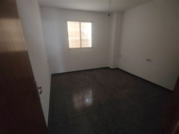 12 soveværelse Byhus til salg i Itrabo med garage - € 262.000 (Ref: 8292960)