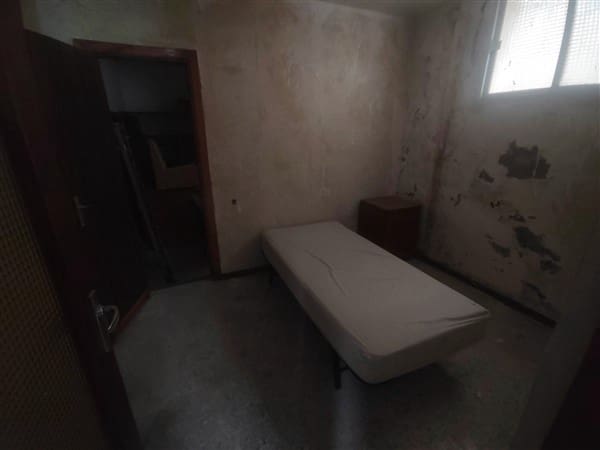 12 soveværelse Byhus til salg i Itrabo med garage - € 262.000 (Ref: 8292960)