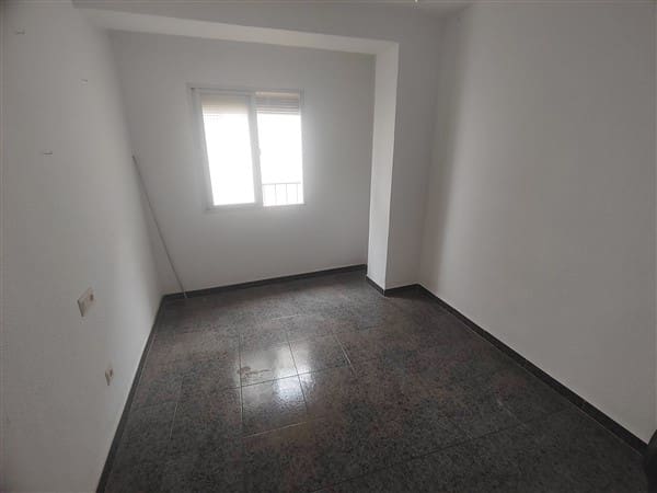 12 soveværelse Byhus til salg i Itrabo med garage - € 262.000 (Ref: 8292960)