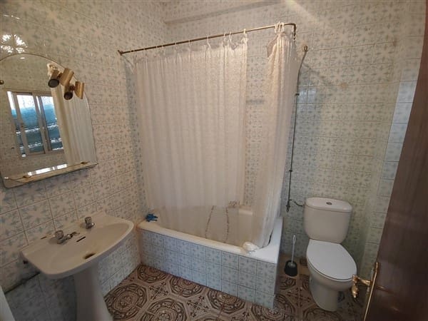 4 soveværelse Byhus til salg i Motril - € 125.000 (Ref: 8292971)