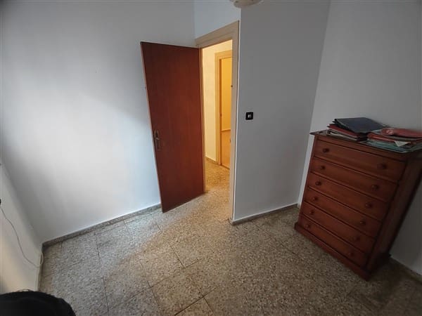 4 soveværelse Byhus til salg i Motril - € 125.000 (Ref: 8292971)