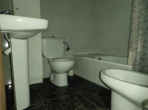 3 soveværelse Byhus til salg i Jorairatar - € 35.000 (Ref: 8292972)