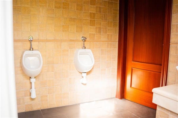 1 bedroom Commercial for sale in La Peza with garage - € 292,000 (Ref: 8292995)