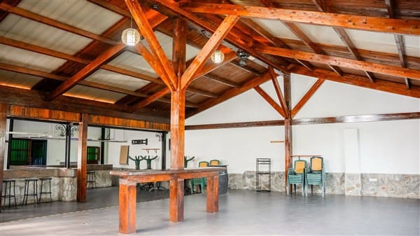 1 bedroom Commercial for sale in La Peza with garage - € 292,000 (Ref: 8292995)