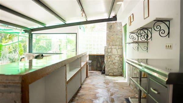 1 bedroom Commercial for sale in La Peza with garage - € 292,000 (Ref: 8292995)