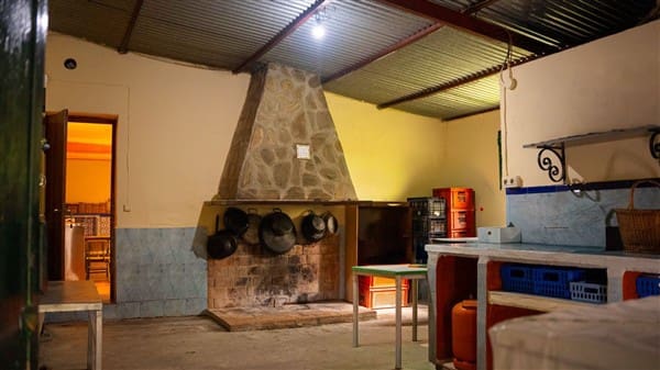 1 bedroom Commercial for sale in La Peza with garage - € 292,000 (Ref: 8292995)