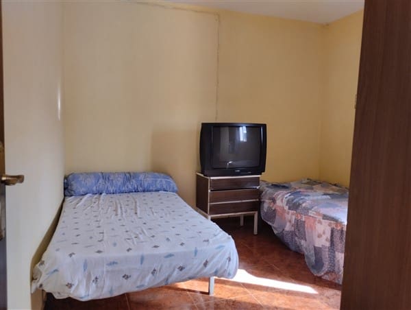 3 soveværelse Byhus til salg i La Peza - € 60.000 (Ref: 8293344)