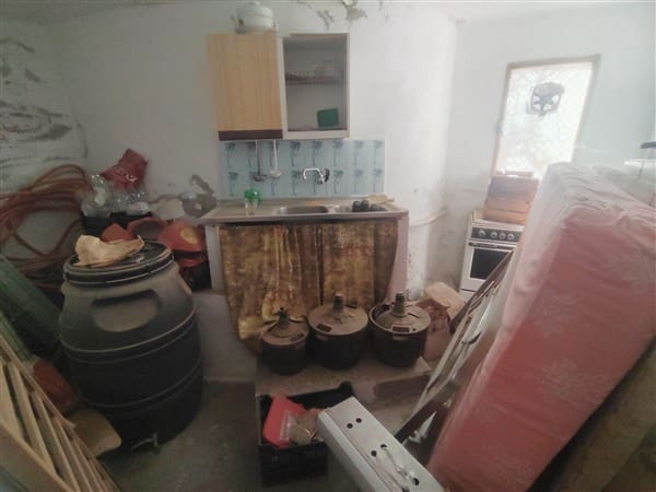 5 quarto Casa em Banda para venda em Izbor - 86 900 € (Ref: 8303608)