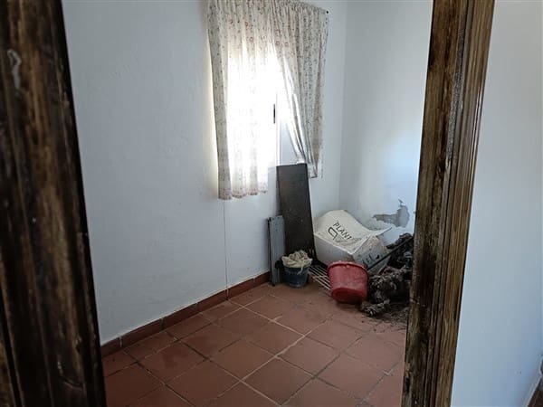 1 soveværelse Finca/Landehus til salg i Torvizcon - € 90.000 (Ref: 8309530)