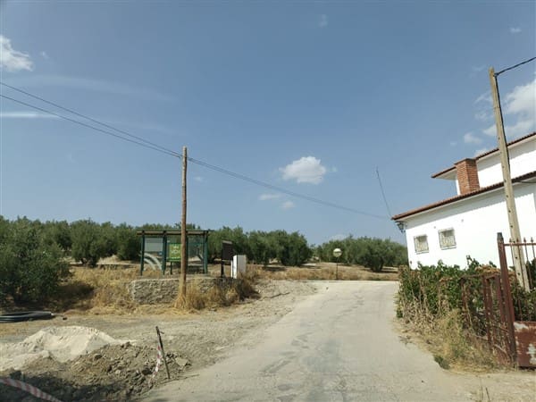 12 soveværelse Finca/Landehus til salg i Montefrio med garage - € 138.000 (Ref: 8349120)