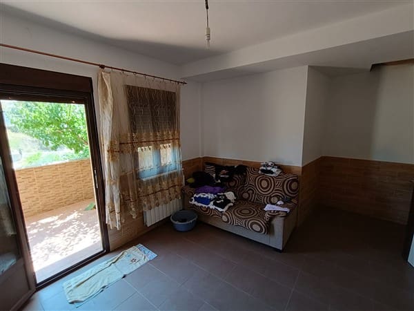 4 slaapkamer Huis te koop in Los Laneros, Cortes de Baza met garage - € 129.000 (Ref: 8349121)